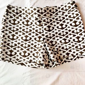 Ann Taylor LOFT shorts with side zip closure